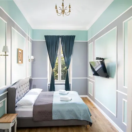 Karmelicka Stylish In Cracow By Renters Krakow