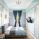 Karmelicka Stylish In Cracow By Renters Kraków