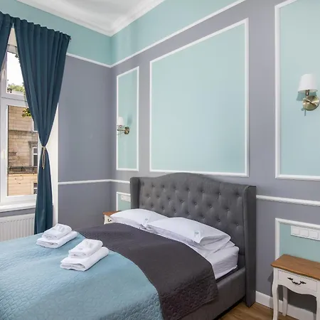 Lägenhet Karmelicka Stylish In Cracow By Renters Kraków
